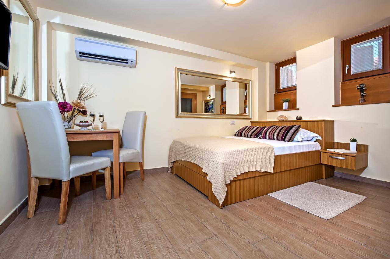 Guest House Golden Goose Rovinj Eksteriør bilde